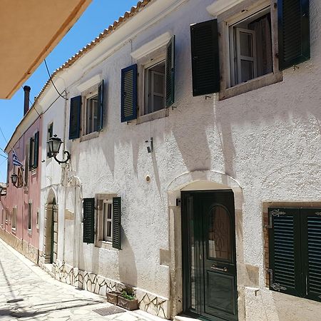 Archontiko Kourkoulos Makrádes Exterior foto