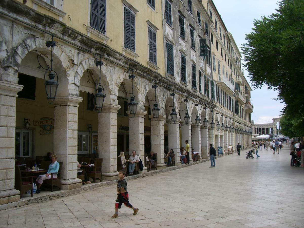 Archontiko Kourkoulos Makrádes Exterior foto